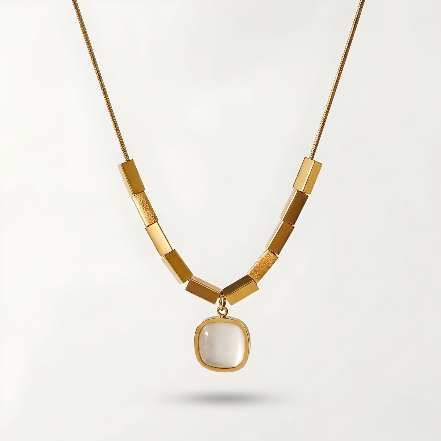 Luna Link Necklace