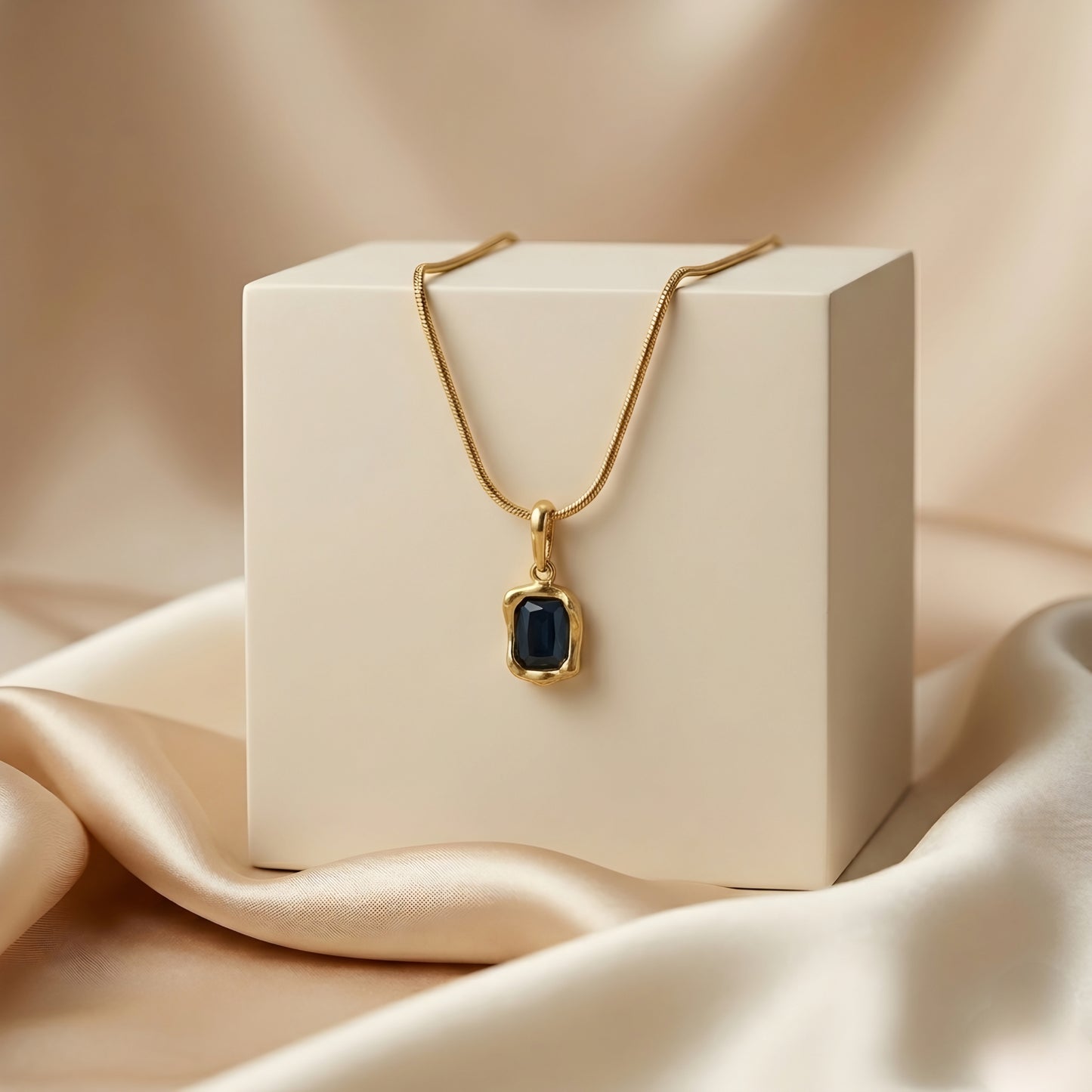 Dark Aura Necklace