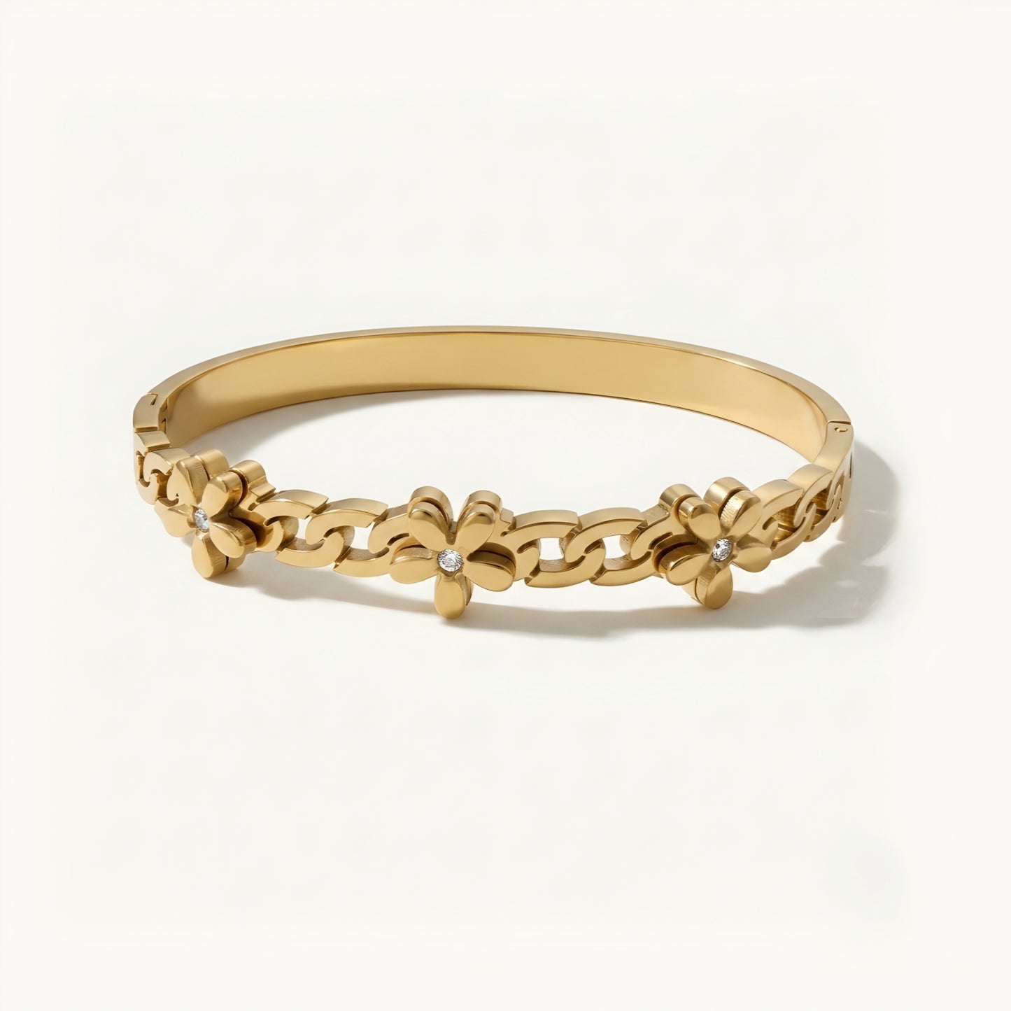 Gold Daisy Link Bracelet for Women