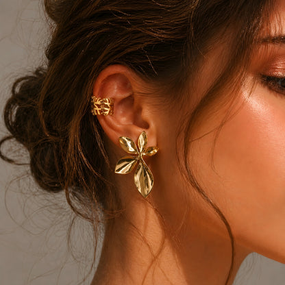 Gold plated leaf ear cuff for women with botanical design, lightweight statement ear cuff, elegant anti tarnish fashion jewellery for daily wear and party wear.