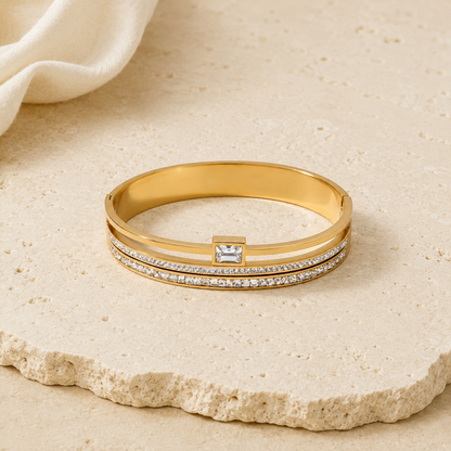 Lumière Solitaire Crystal Bracelet